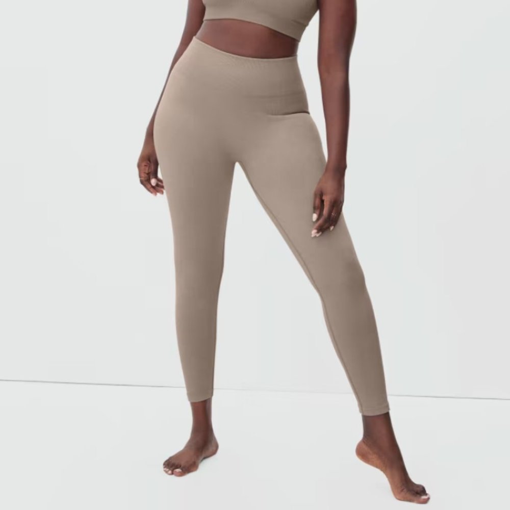 🌸 Everlane The Seamless Legging in Burnt Sugar & Sustainably Made NWT